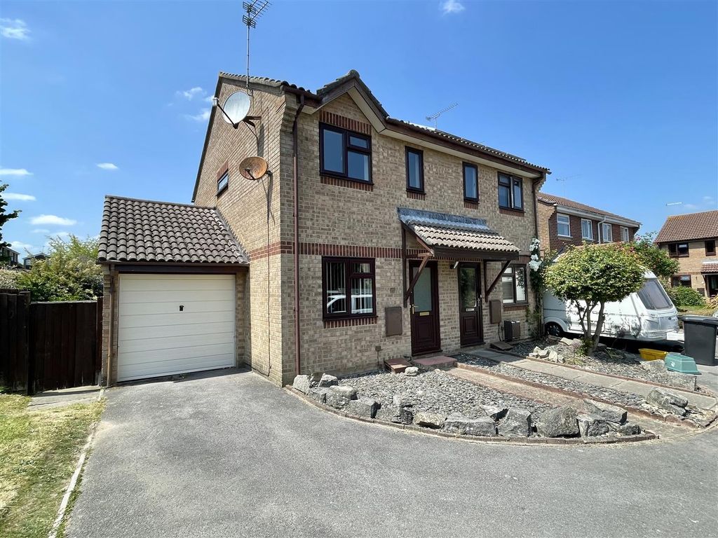 2 bed semidetached house for sale in Davenport Close, Upton, Poole