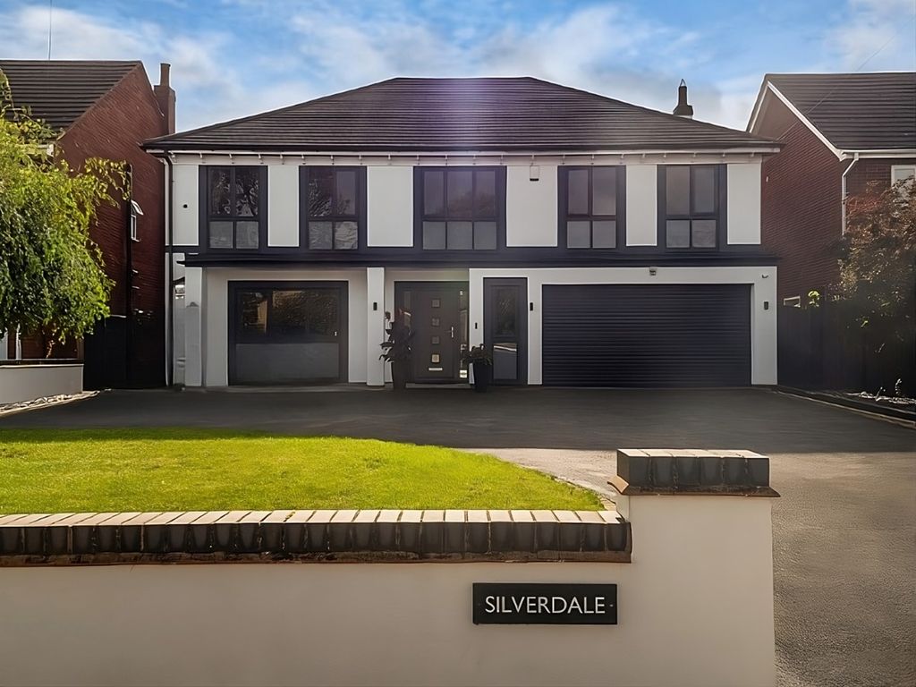 4 bed detached house for sale in Short Lane, BurtonOnTrent DE13, £