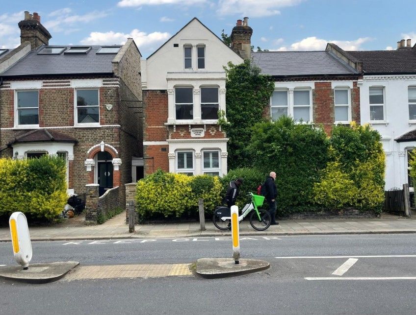 3 bed flat for sale in 319 Earlsfield Road, Wandsworth, London SW18, £