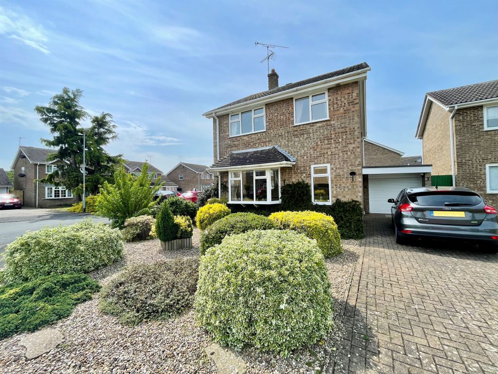 4 bed detached house for sale in Towning Close, Deeping St. James
