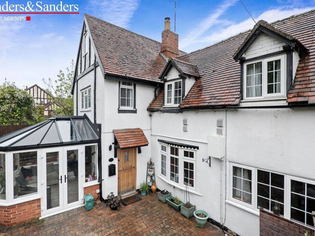 4 bed semidetached house for sale in Chapel Gardens, BidfordOnAvon