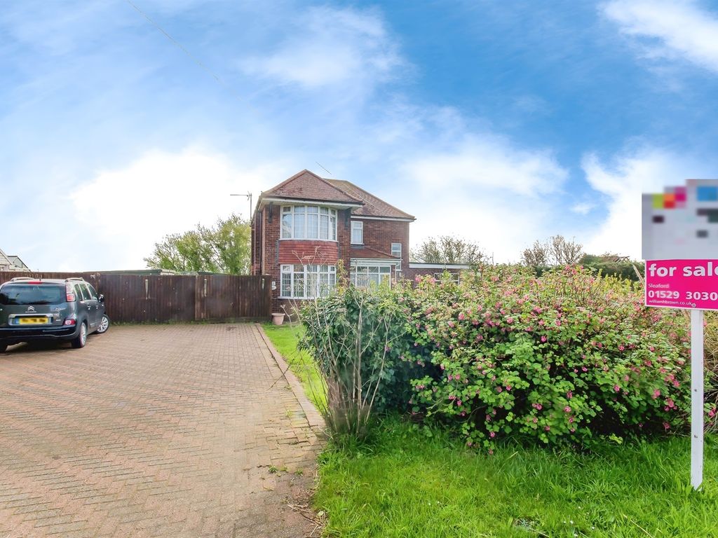 3 bed detached house for sale in Main Street, North Kyme, Lincoln LN4