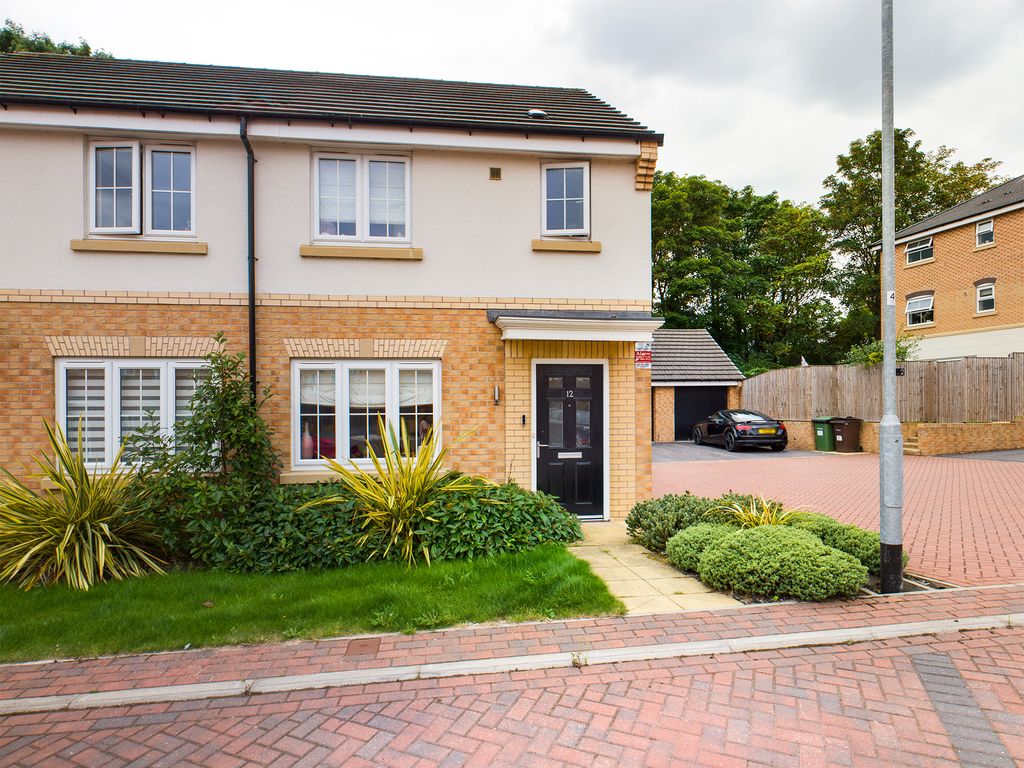 2 bed semidetached house for sale in Clarke Hall Court, Wakefield WF1
