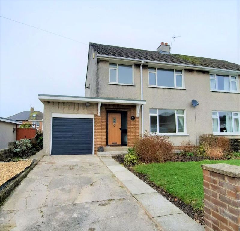 3 bed semidetached house to rent in Mayfield Avenue, Laleston