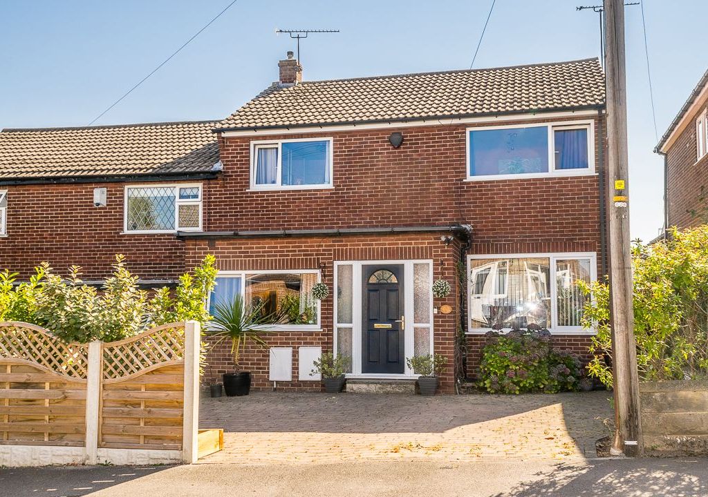 3 bed semidetached house for sale in Birchfield Avenue, Morley, Leeds LS27 Zoopla
