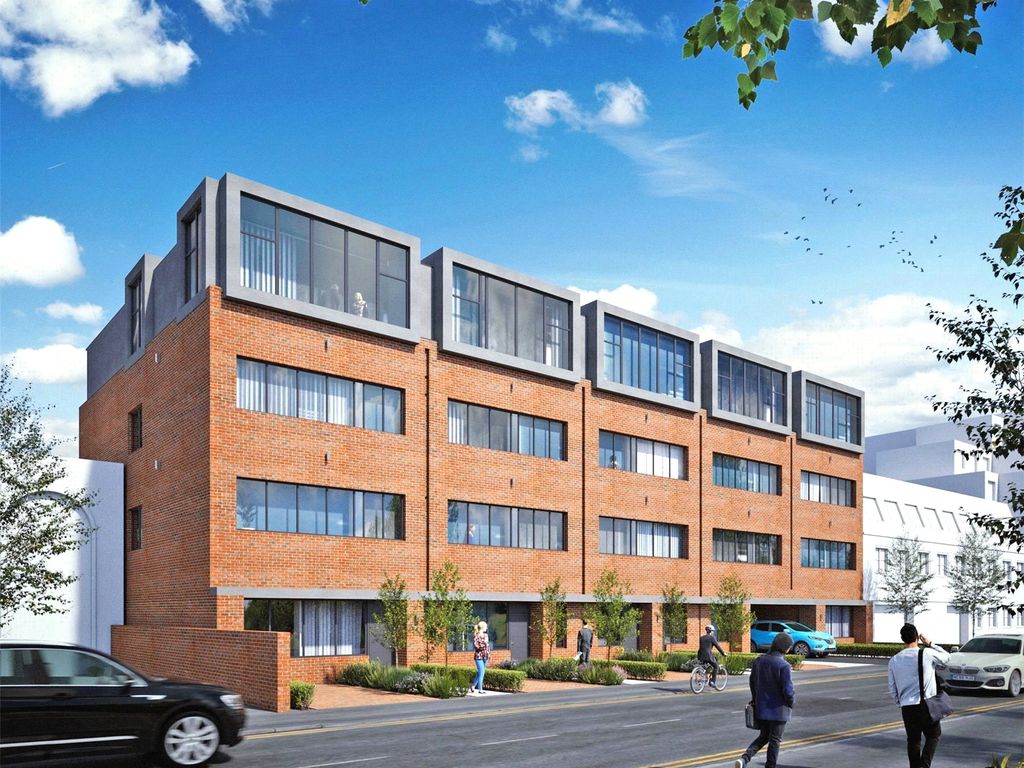 111 Chertsey Road Woking Surrey GU21