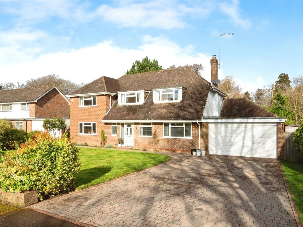 6 bed detached house for sale in Malton Way, Tunbridge Wells, Kent TN2