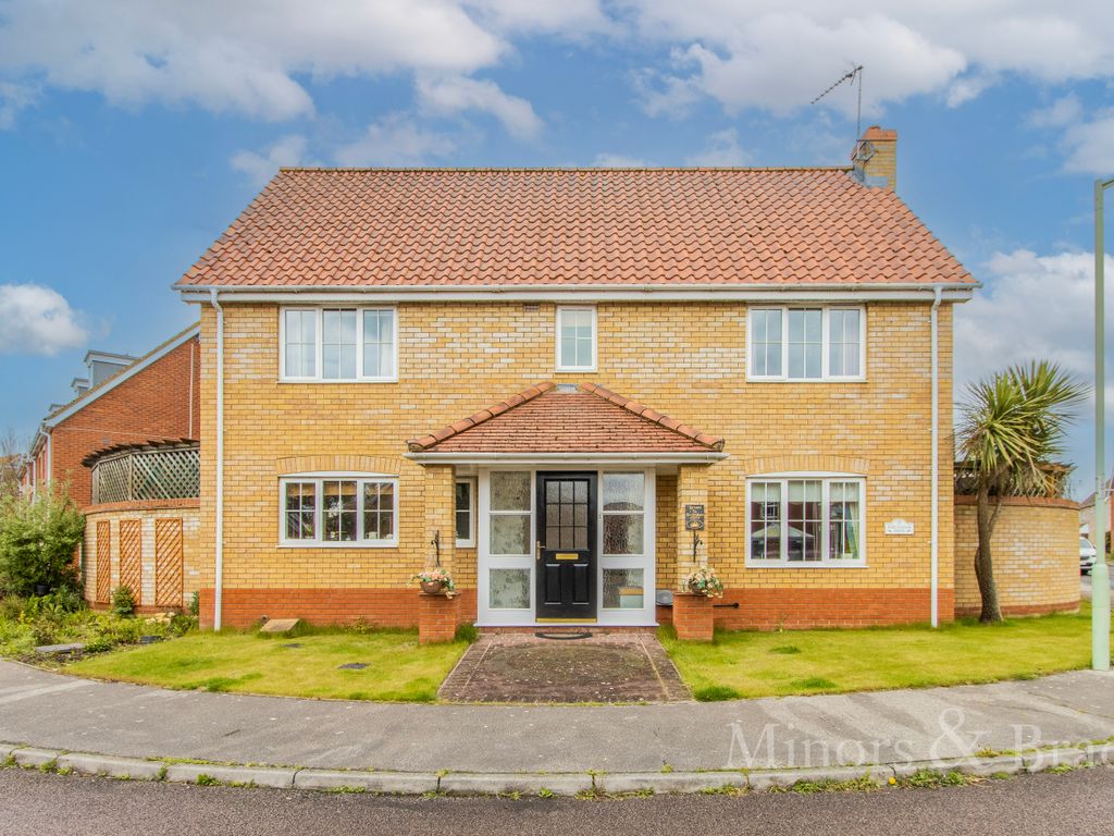 4 bed detached house for sale in Burlingham Drive, Carlton Colville, Lowestoft NR33 Zoopla