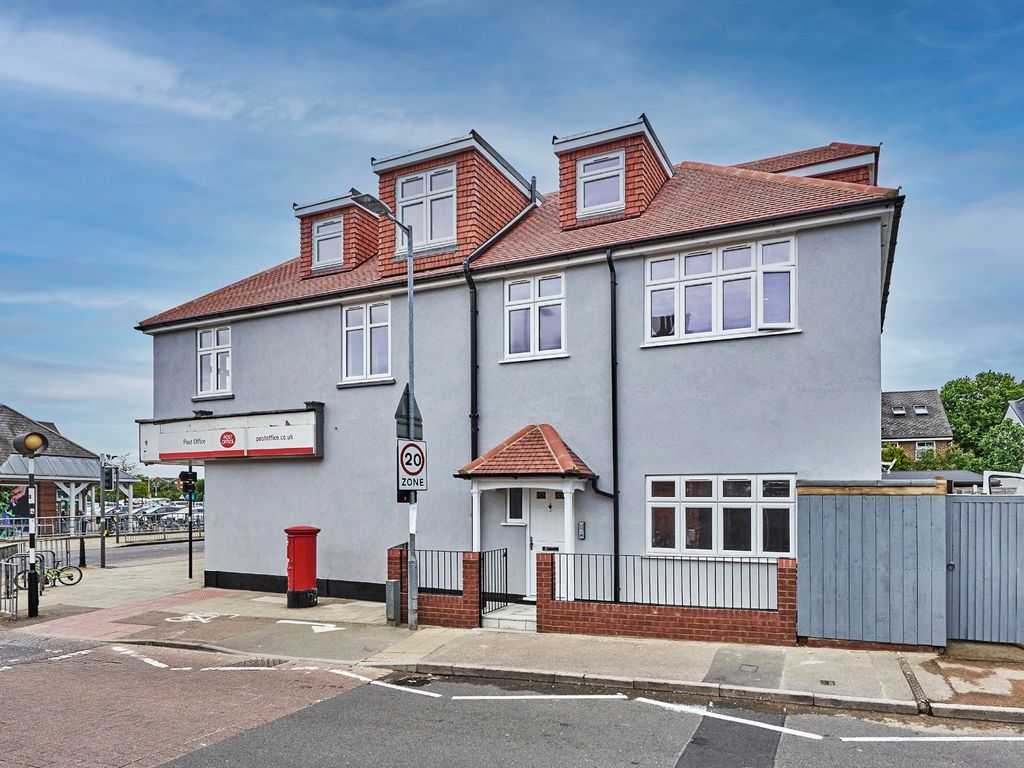 1 bed flat for sale in Hatfield Road, St. Albans, Hertfordshire AL1