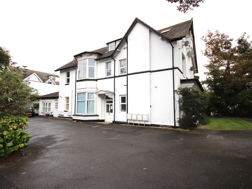 1 bed flat to rent in St. Johns Road, Bournemouth BH5, £850