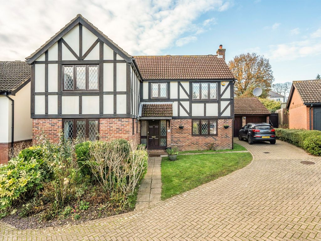 5 bed detached house for sale in Havisham Place, London SE19, £900,000 Zoopla