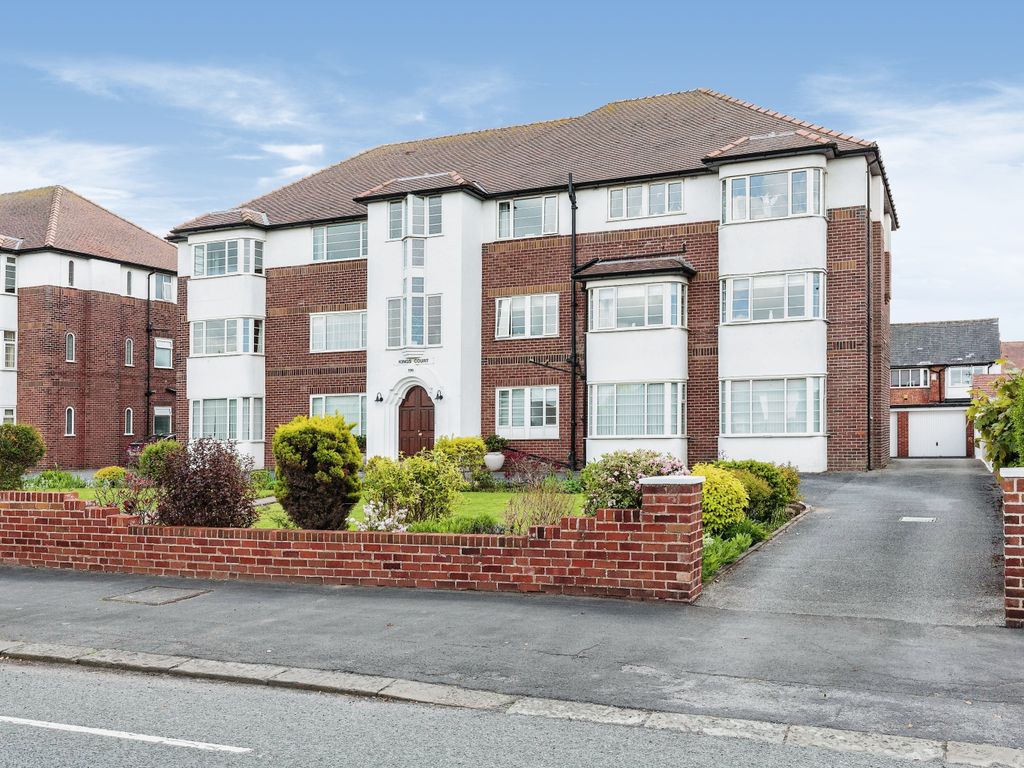 2 bed flat for sale in Clifton Drive South, Lytham St. Annes FY8 Zoopla