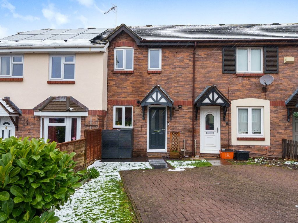 2 bed terraced house for sale in Harvester Close, Middleleaze, Swindon