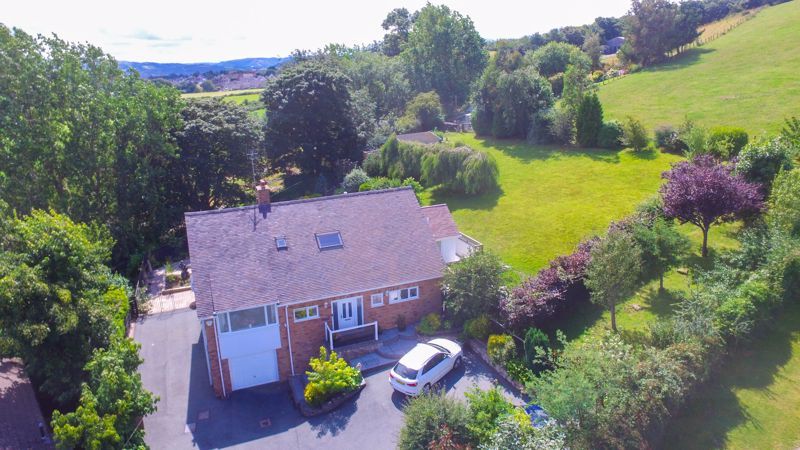 Vicarage Avenue, Llandudno LL30  