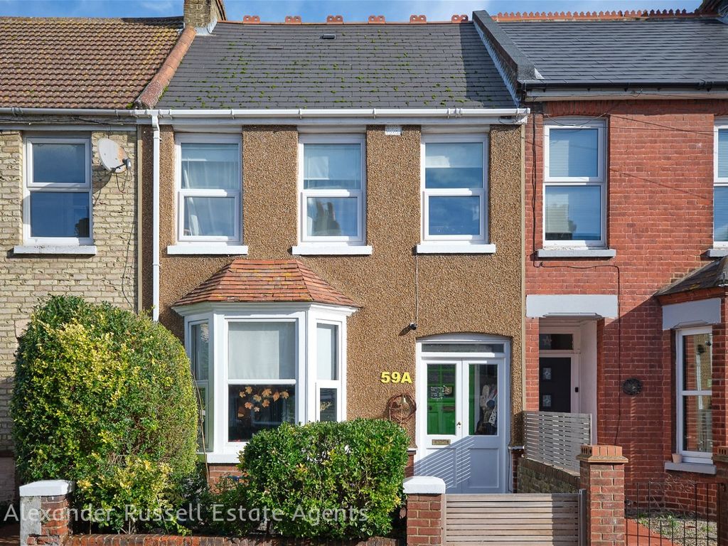3 bed terraced house for sale in Hastings Avenue, Margate CT9, £300,000