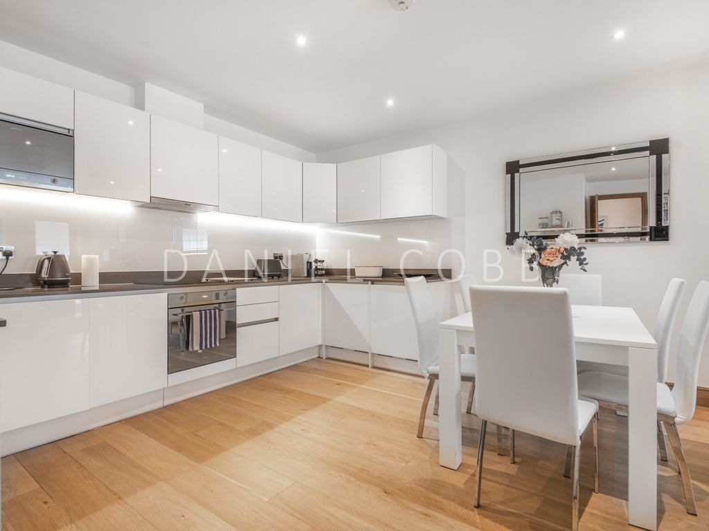 Sycamore Court, Royal Oak Yard SE1  