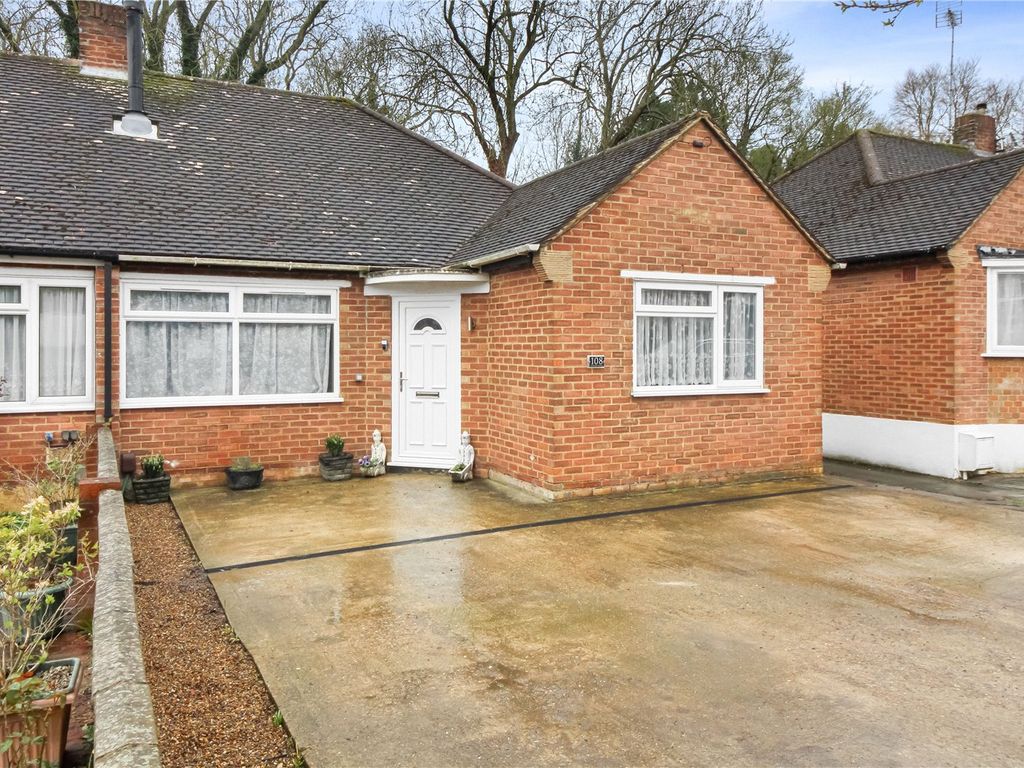 2 bed bungalow for sale in Concord Avenue, Chatham, Kent ME5 Zoopla