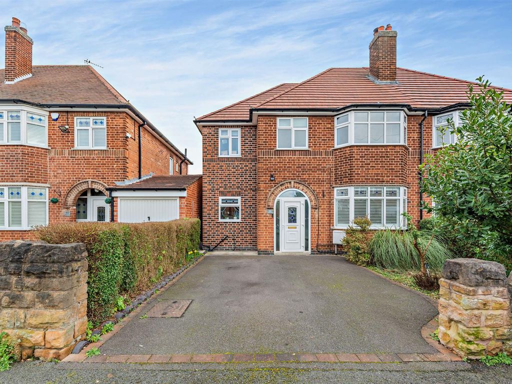 4 bed semidetached house for sale in Douglas Road, Long Eaton