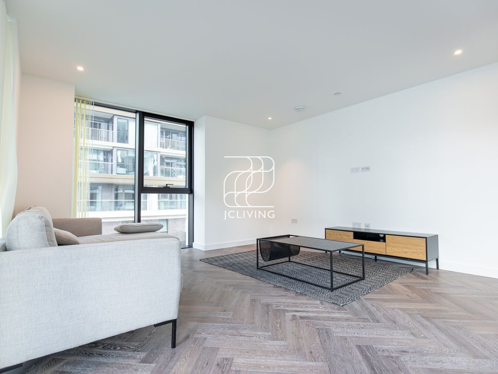 2 bed flat to rent in London Docks, London E1W, £3,813 pcm Zoopla