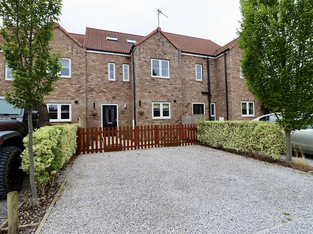 2 bed semidetached house to rent in Burleys Yard, Holme On Spalding