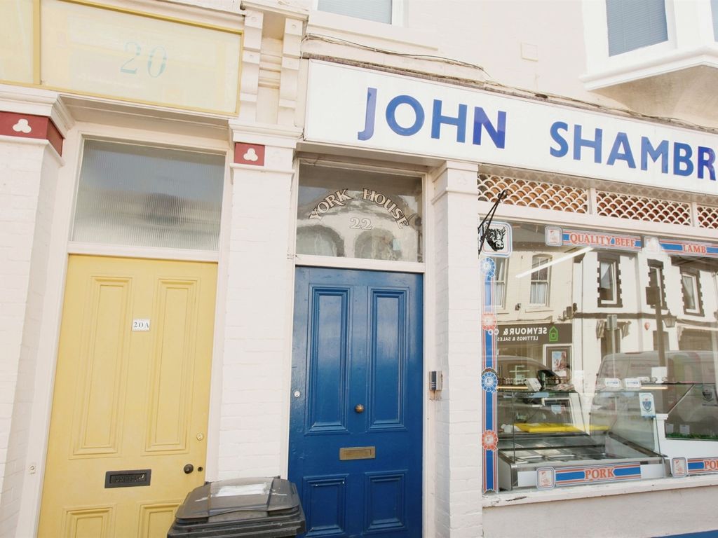 2 bed for sale in Walnut Road, Torquay TQ2, £115,000 Zoopla