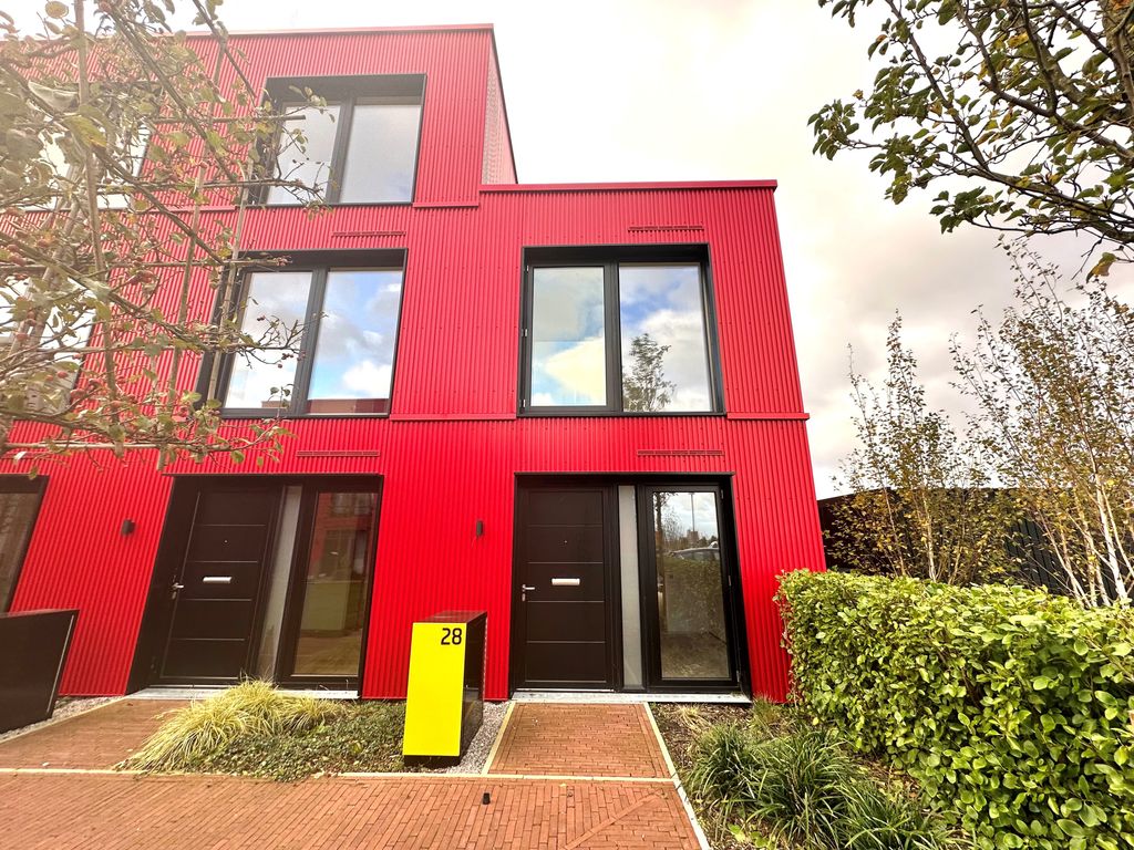 2 bed property to rent in Redbridge Quay, Birkenhead CH41, £925 pcm