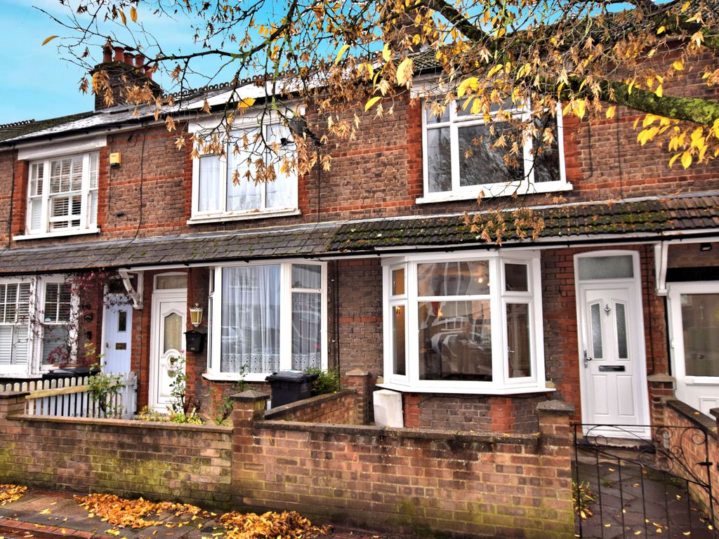 2 bed terraced house to rent in High Street, London Colney, St Albans