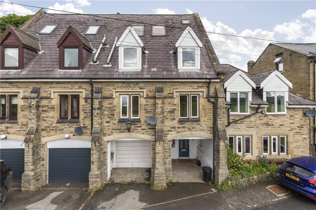3 bed terraced house for sale in Warren Lane, Arthington, West