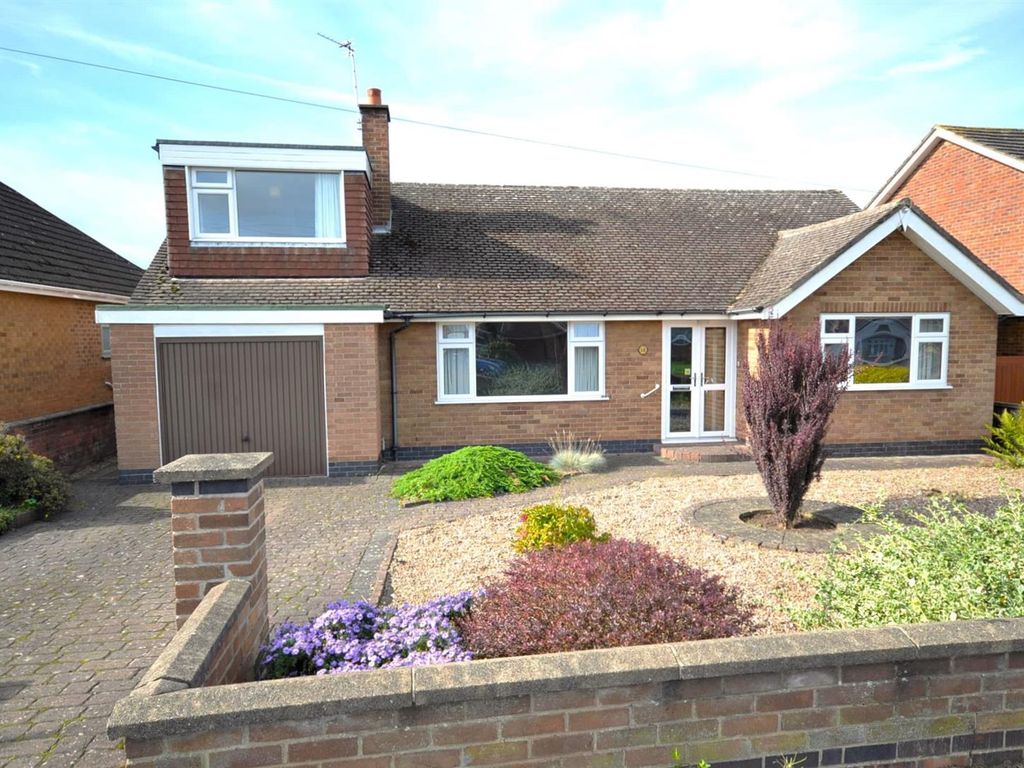 3 bed detached bungalow for sale in Anson Road, Shepshed, Loughborough