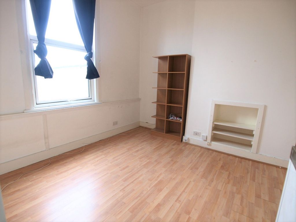 1 bed flat to rent in Hornsey Road, Finsbury Park N19, £900 pcm Zoopla