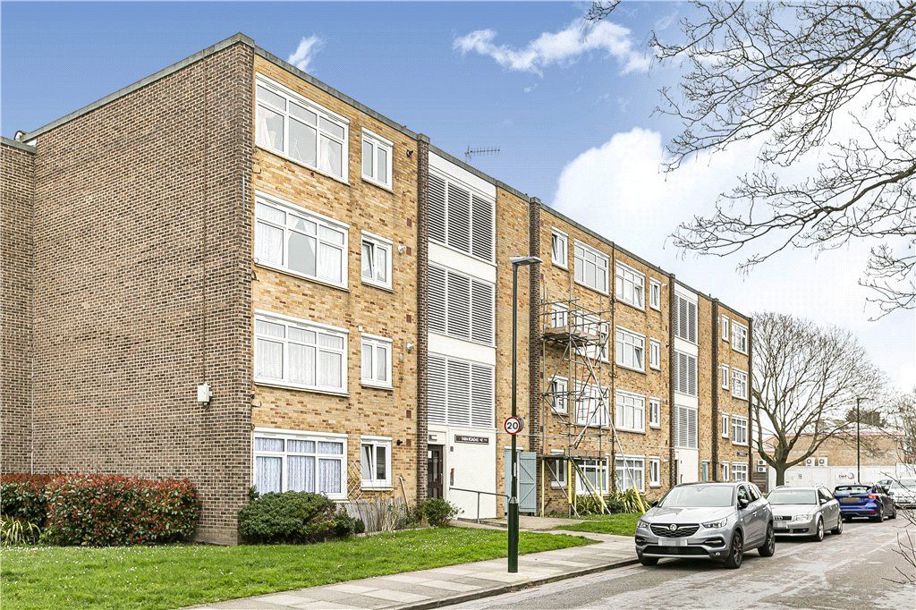 2 bed flat for sale in Farm Road, Whitton, Hounslow TW4, £275,000 Zoopla