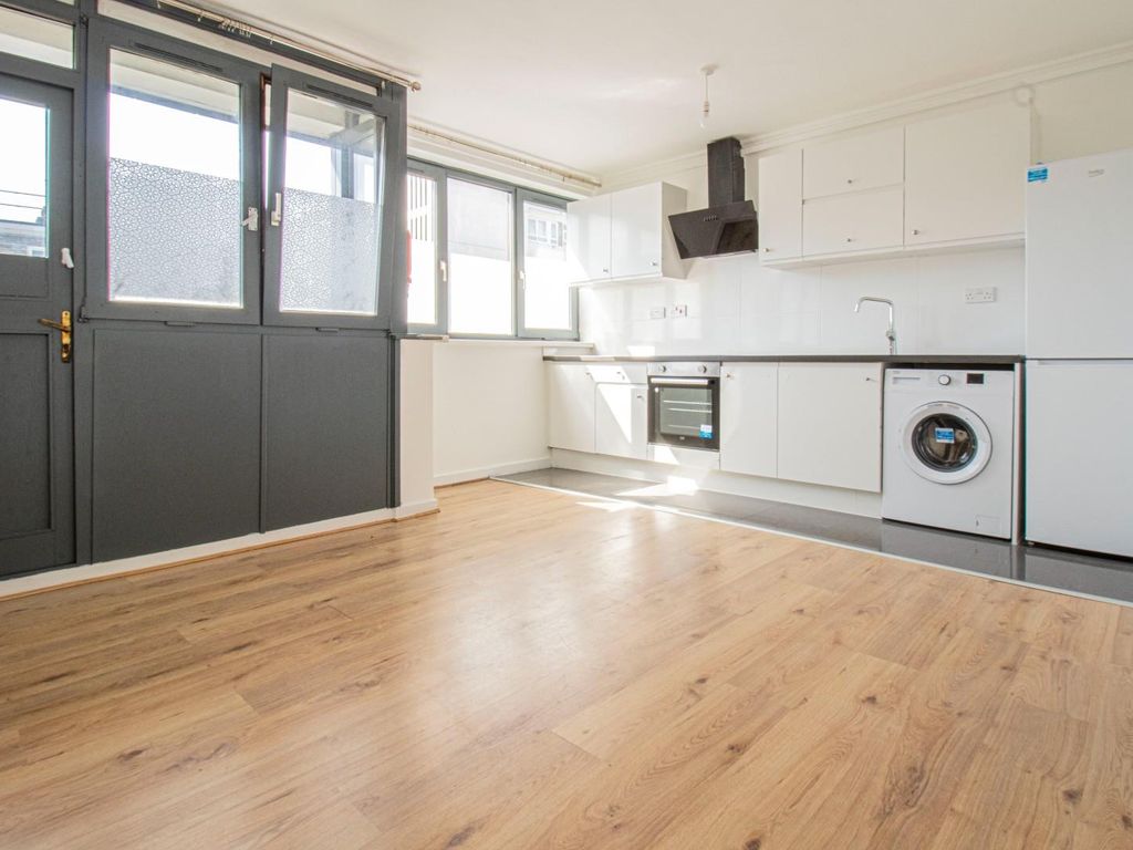 4 bed flat to rent in Hare Walk, London N1, £4,400 pcm Zoopla
