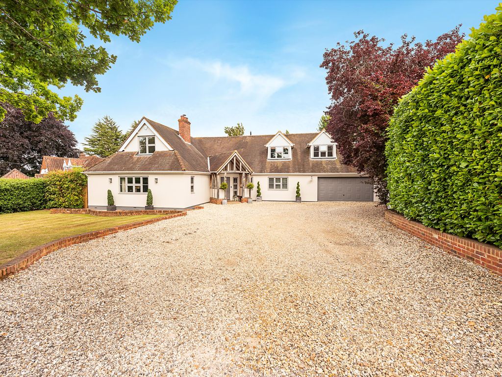 6 bed detached house for sale in Whyteladyes Lane, Cookham, Maidenhead