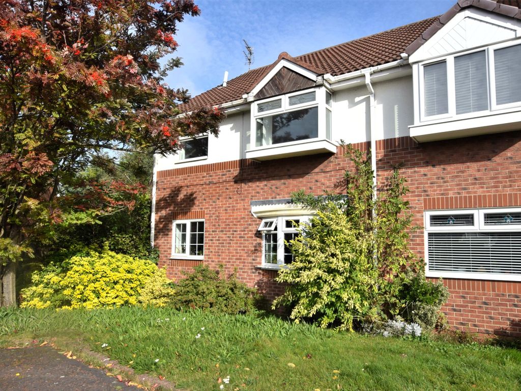 2 bed flat for sale in Chaucer Close, Gateshead NE8, £90,000 Zoopla