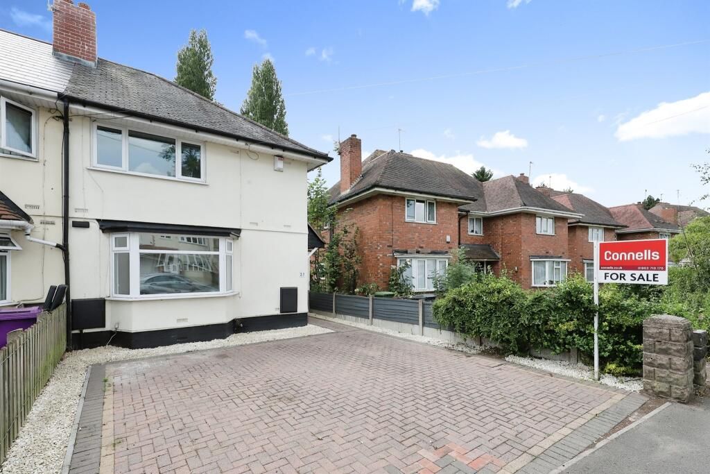 2 bed property to rent in Marsh Lane Parade, Stafford Road, Wolverhampton WV10, £925 pcm Zoopla