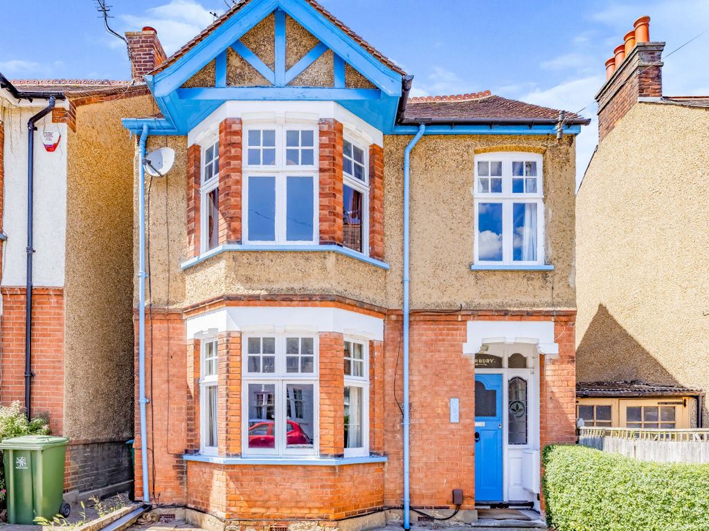 Oxhey Avenue, Watford, Hertfordshire WD19  