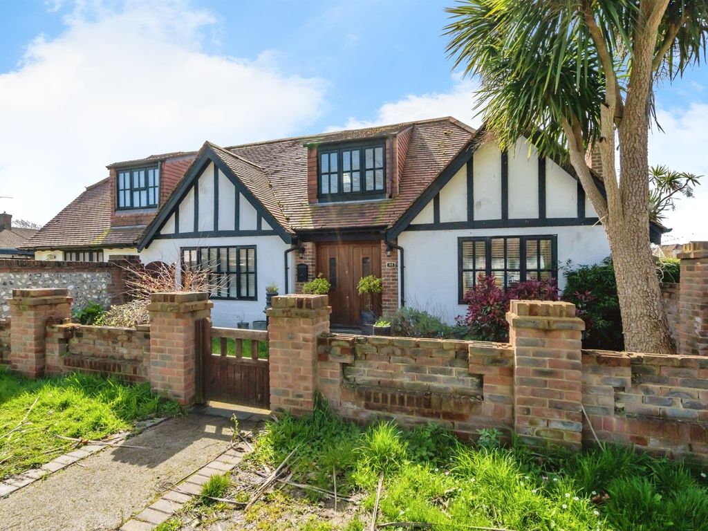 3 bed chalet for sale in Firs Avenue, Felpham, Bognor Regis PO22, £