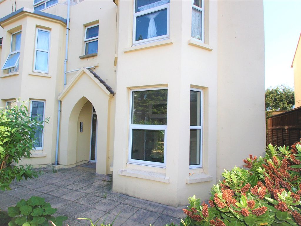 1 bed flat to rent in Orwell Road, ClactonOnSea, Essex CO15 Zoopla