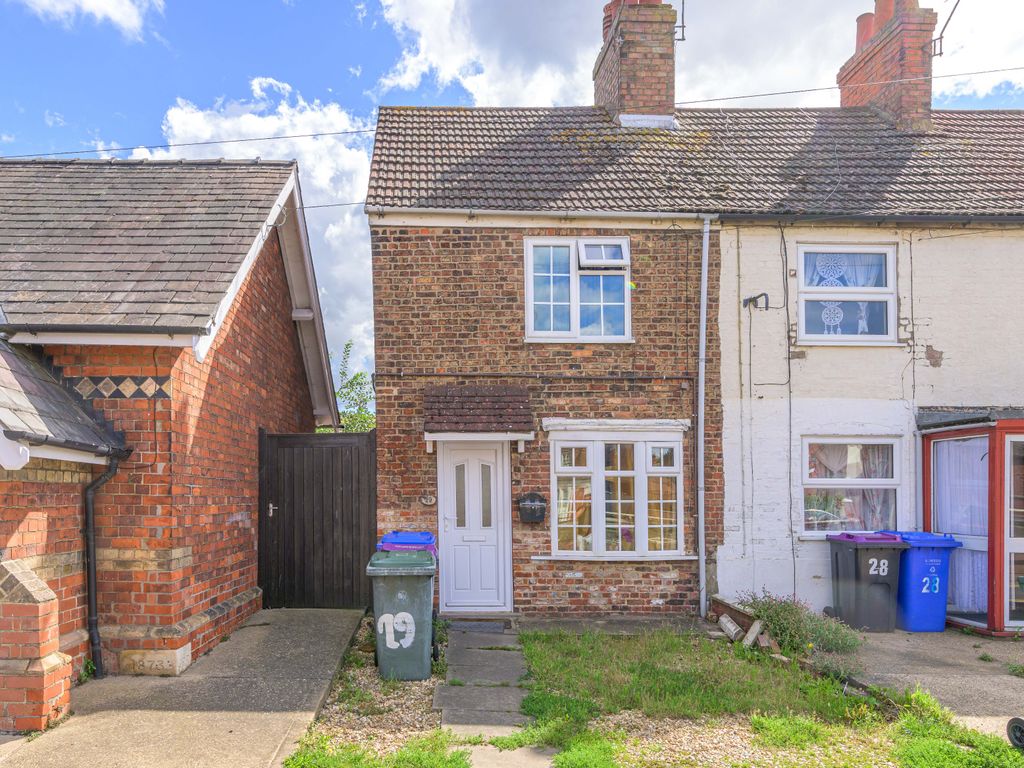2 bed end terrace house for sale in Willoughby Road, Boston PE21, £