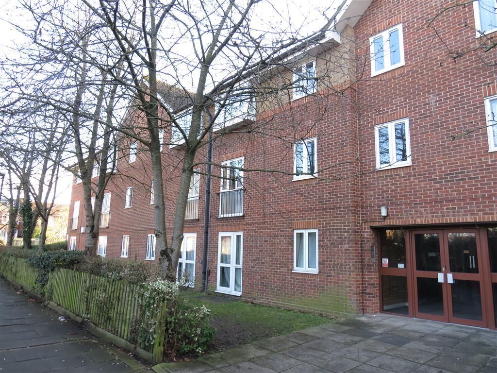 1 bed flat to rent in Shirley Road, Shirley, Southampton SO15, £775 pcm