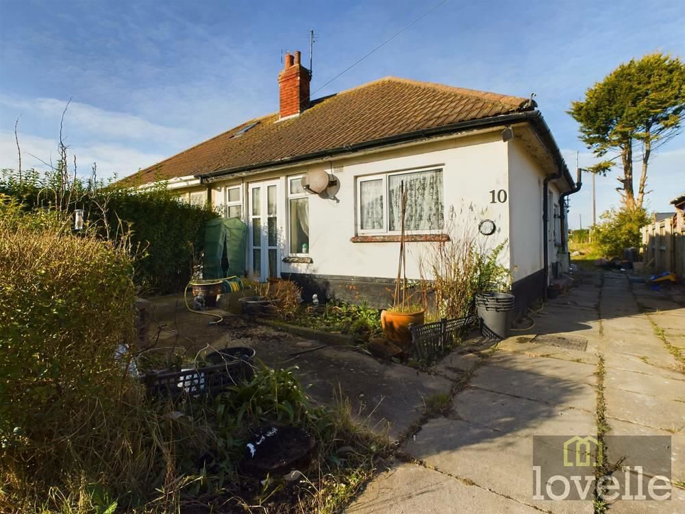 2 bed bungalow for sale in Mill Field, Trusthorpe, Mablethorpe LN12, £