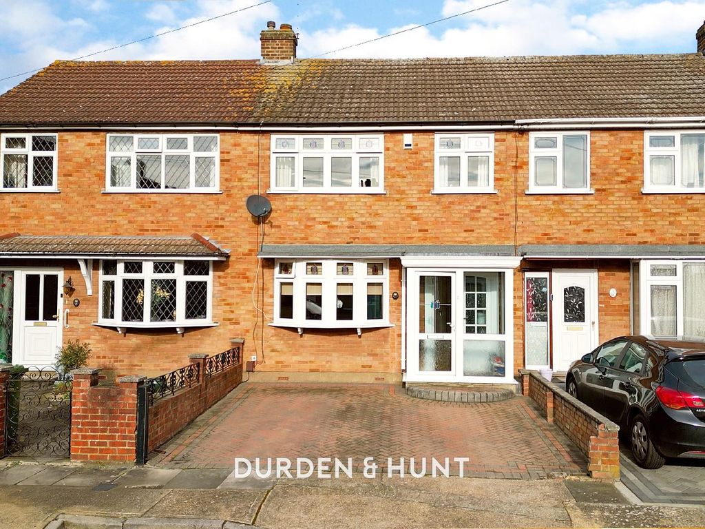 3 bed terraced house for sale in Peartree Gardens, Mawneys, Romford RM7
