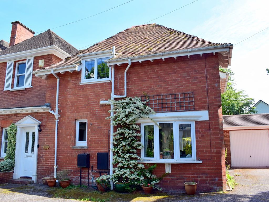 2 bed end terrace house for sale in Cricket Field Lane, Budleigh