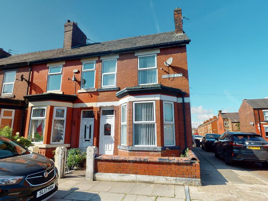 4 bed end terrace house for sale in Pembroke Street, Salford M6, £