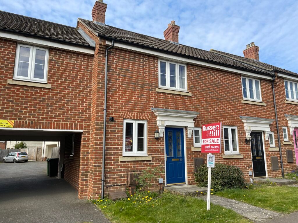 2 bed semidetached house for sale in Lord Nelson Drive, The Hampdens