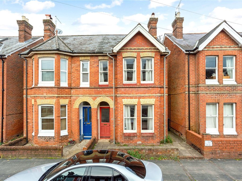 3 bed semidetached house for sale in Monks Road, Winchester, Hampshire