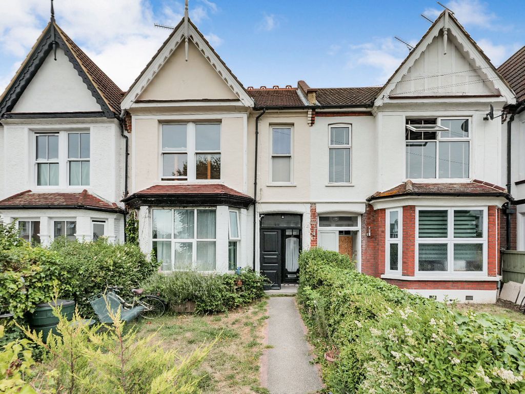 2 bed flat for sale in Finchley Road, WestcliffOnSea SS0 Zoopla