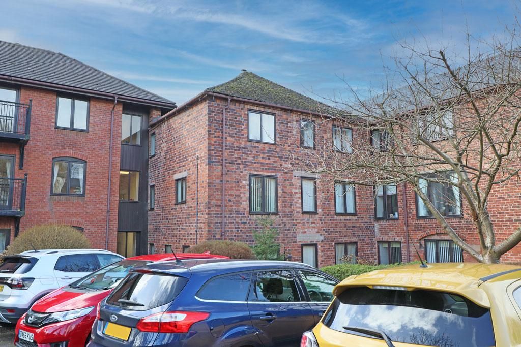 1 bed flat for sale in The Moorings, Stone, Staffordshire ST15 Zoopla