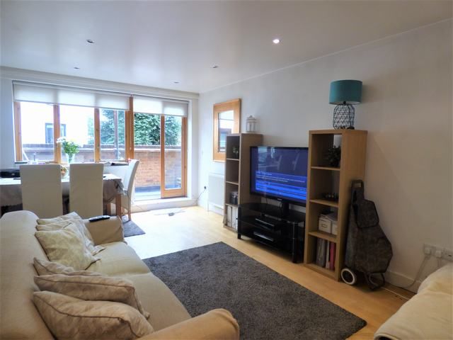 1 Northcote Avenue Ealing Broadway W5  