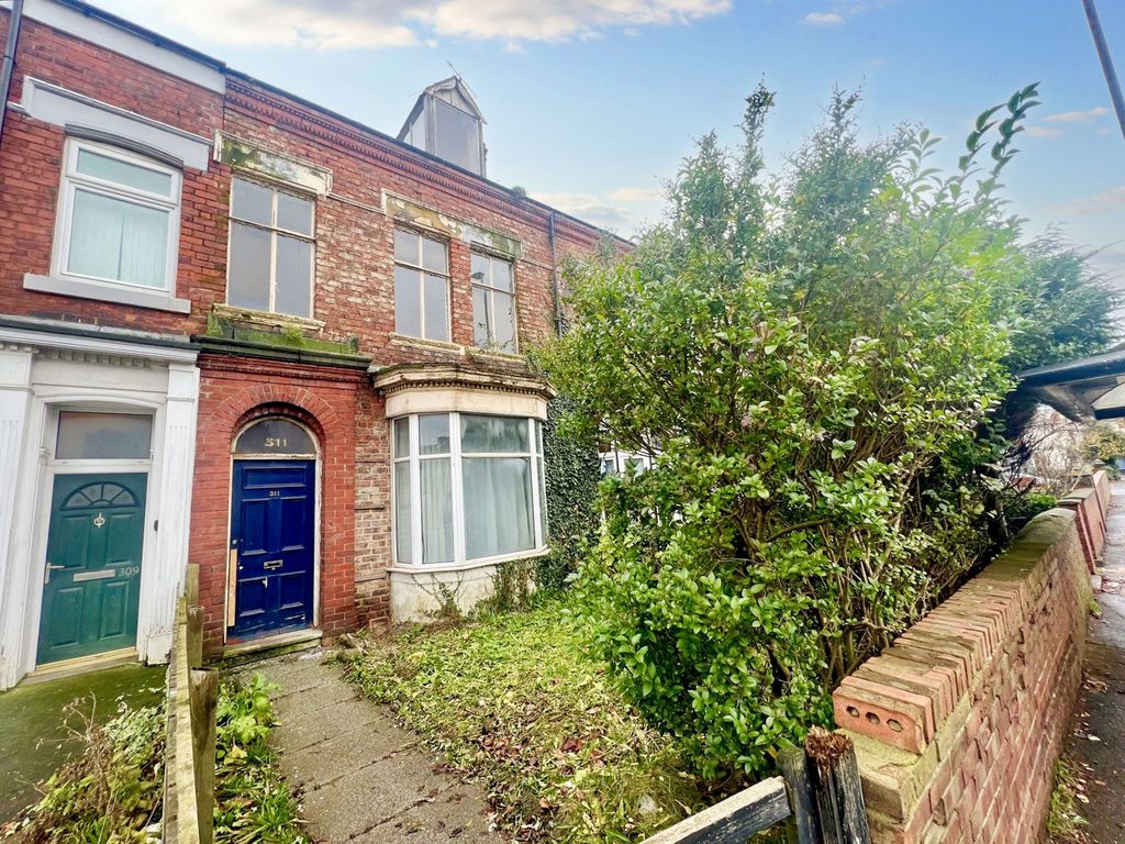 5 bed terraced house for sale in Norton Road, Norton, StocktonOnTees